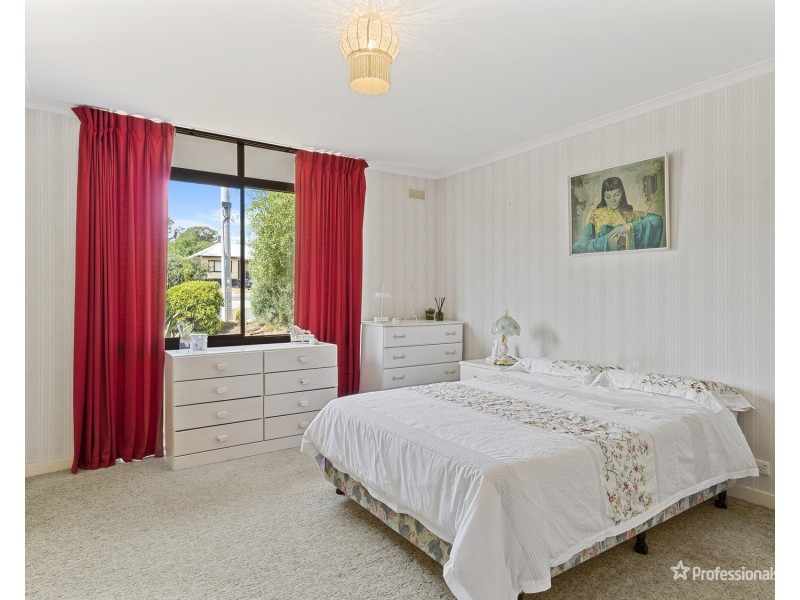 70 Derby Road, Maryborough VIC 3465