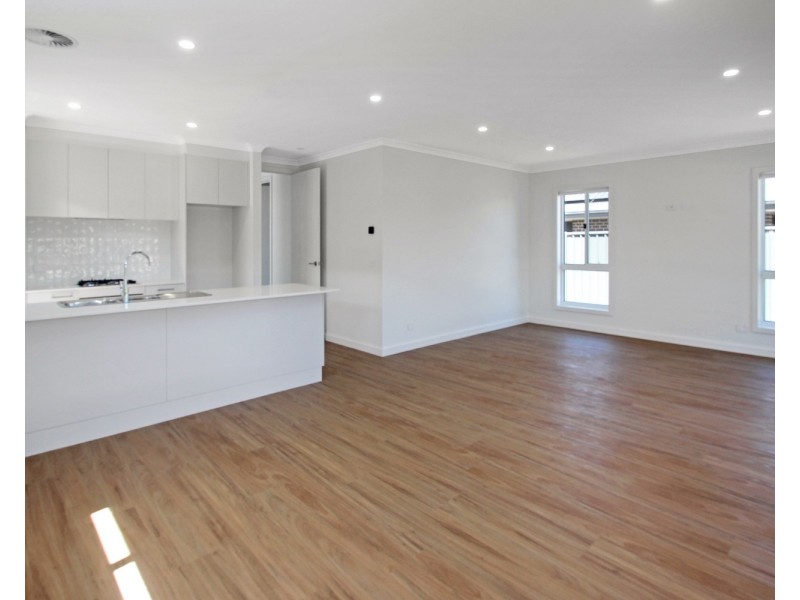 33  Chisholm Street, Maryborough VIC 3465