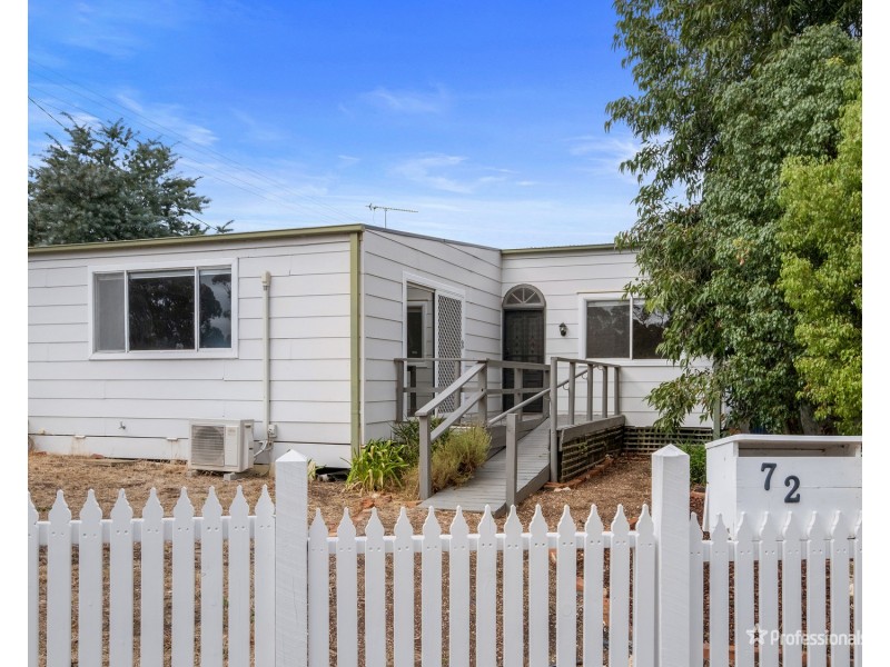 72 Golden Wattle Drive, Maryborough VIC 3465