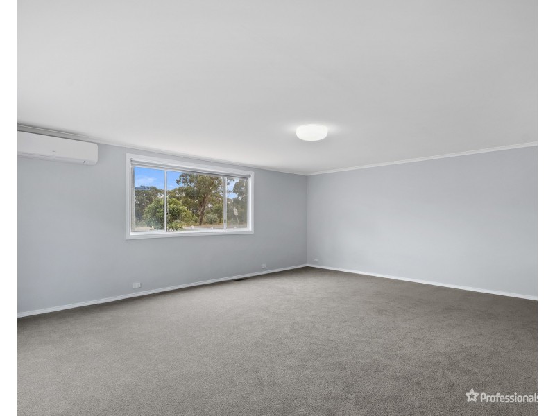 72 Golden Wattle Drive, Maryborough VIC 3465