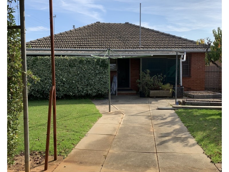 22 Gearing Street, Maryborough VIC 3465