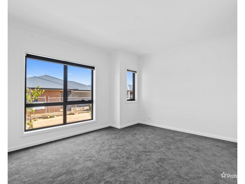 13 Grace Street, Maryborough VIC 3465