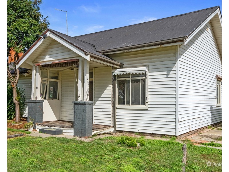 39 Kars Street, Maryborough VIC 3465