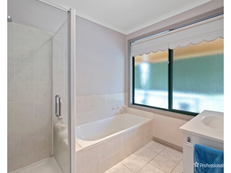 1 Ormond Avenue, Maryborough VIC 3465