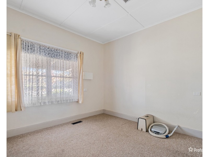 8 Inkerman Street, Maryborough VIC 3465