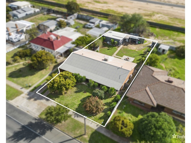 71 Park Road, Maryborough VIC 3465