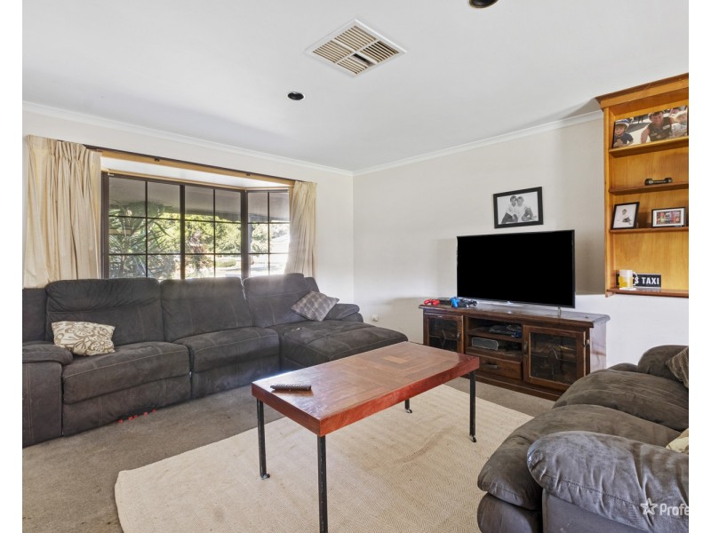 71 Park Road, Maryborough VIC 3465