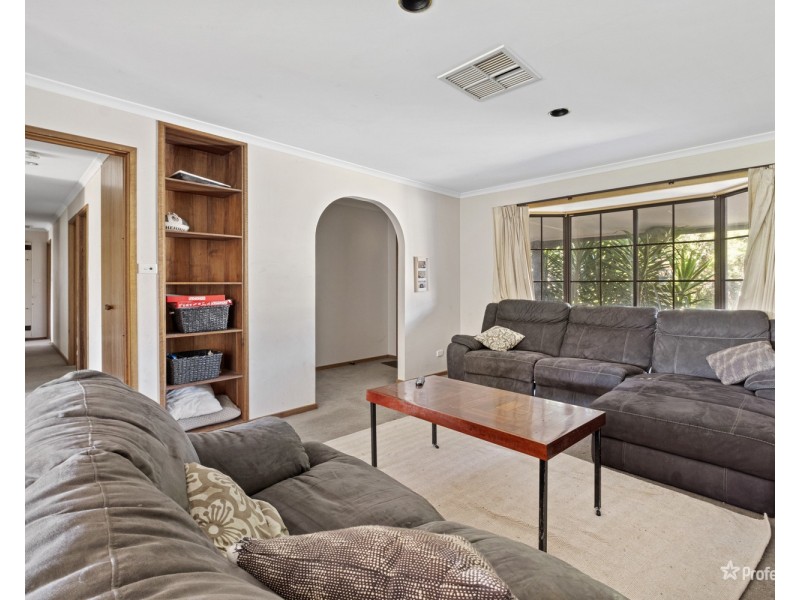 71 Park Road, Maryborough VIC 3465