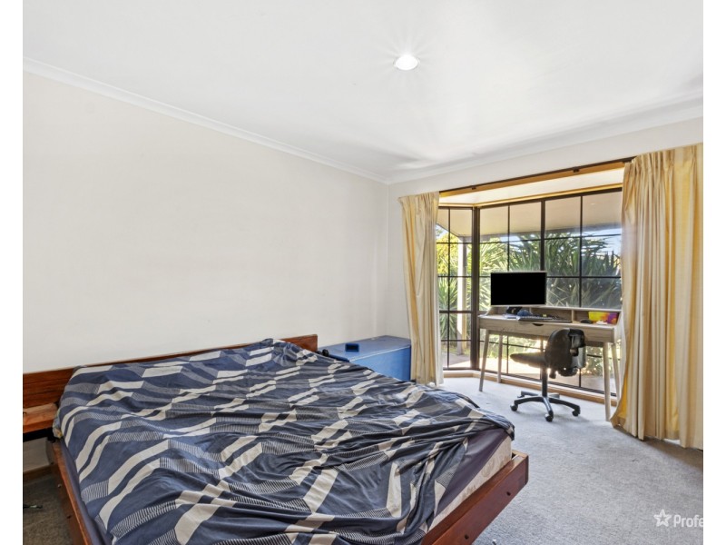 71 Park Road, Maryborough VIC 3465