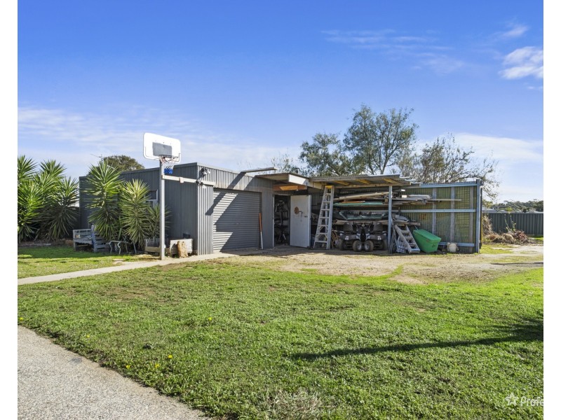 71 Park Road, Maryborough VIC 3465