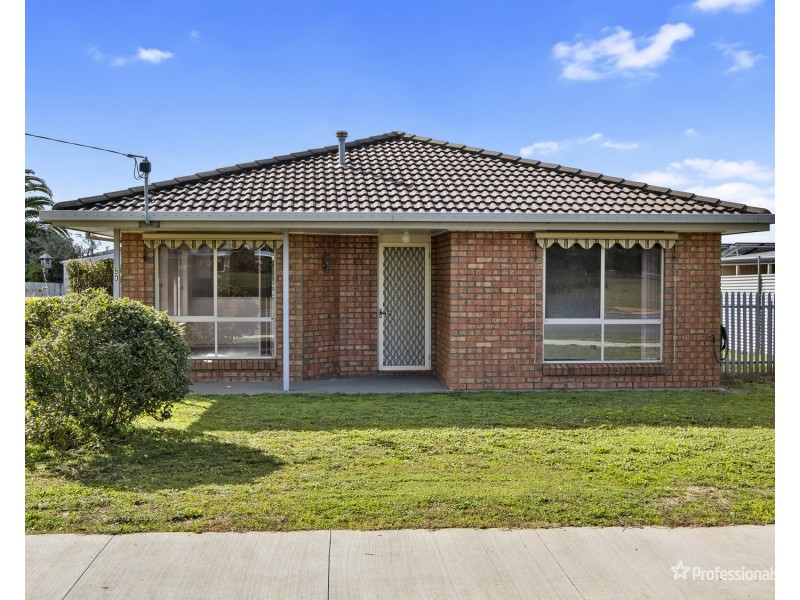 50 Holyrood Street, Maryborough VIC 3465