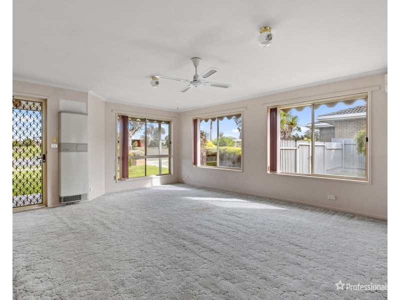 50 Holyrood Street, Maryborough VIC 3465