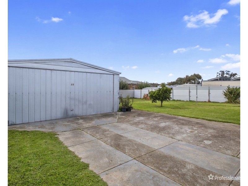 50 Holyrood Street, Maryborough VIC 3465