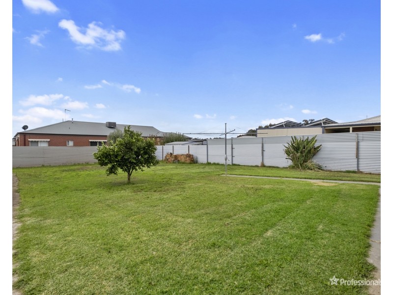 50 Holyrood Street, Maryborough VIC 3465