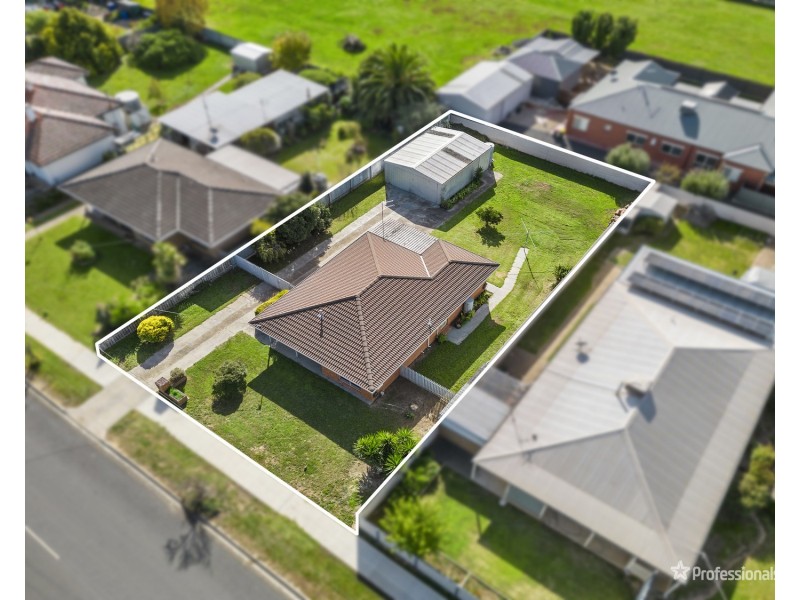 50 Holyrood Street, Maryborough VIC 3465