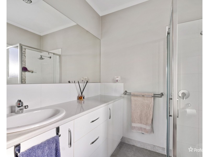 2 Marion Street, Carisbrook VIC 3464