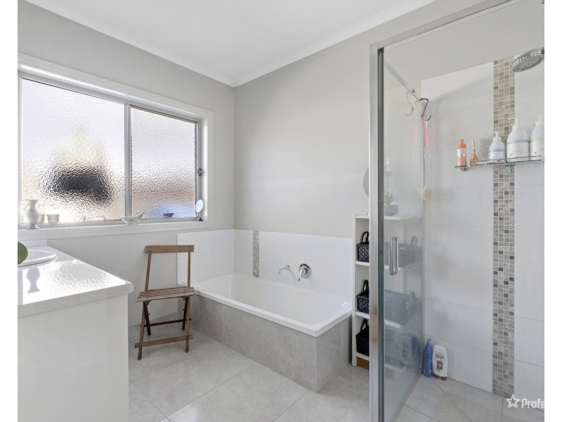 2 Marion Street, Carisbrook VIC 3464