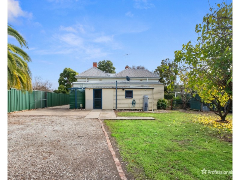 30 Palmerston Street, Maryborough VIC 3465