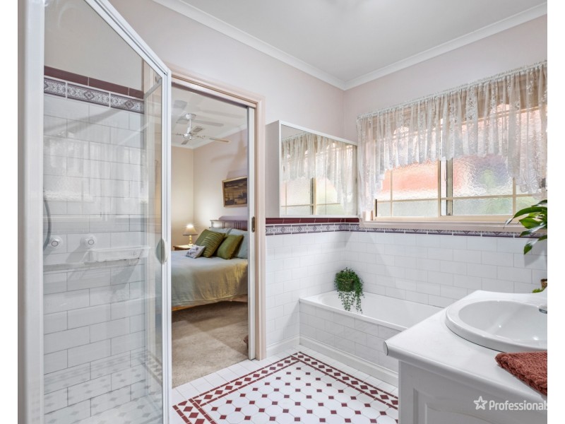 2/25 High Street, Maryborough VIC 3465