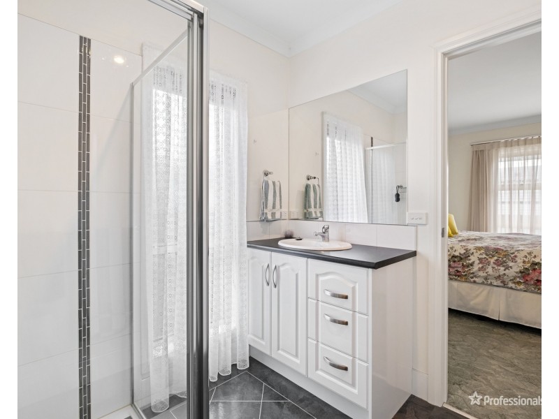 6 Inland Court, Maryborough VIC 3465