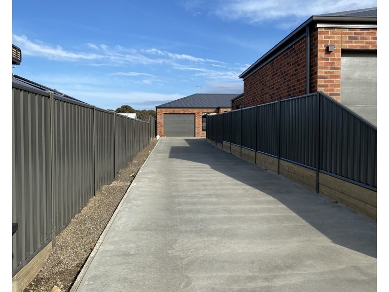 2/3 Worrall Court, Maryborough VIC 3465