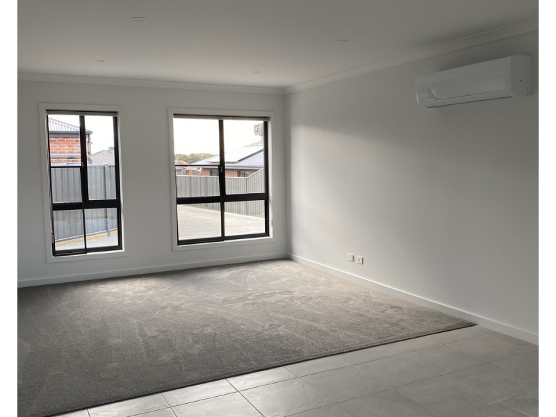 2/3 Worrall Court, Maryborough VIC 3465