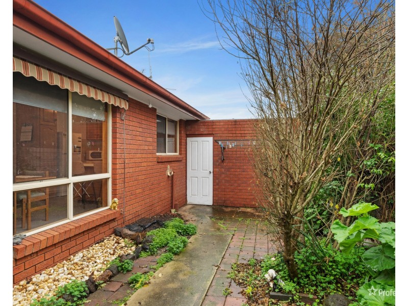 2/41  Burke Street, Maryborough VIC 3465