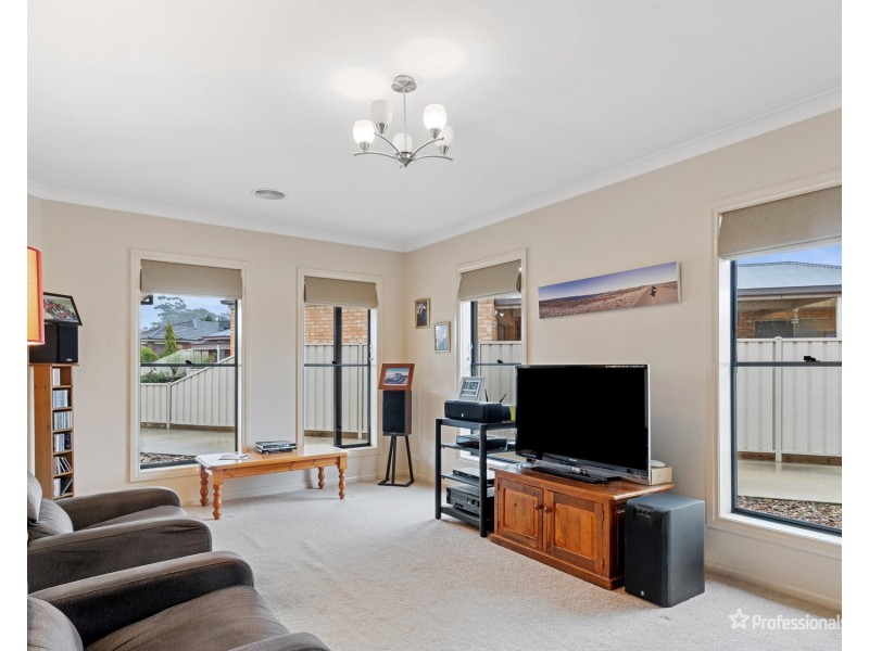 14 Backway Court, Maryborough VIC 3465