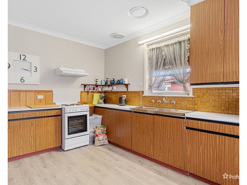 28  Gearing Street, Maryborough VIC 3465