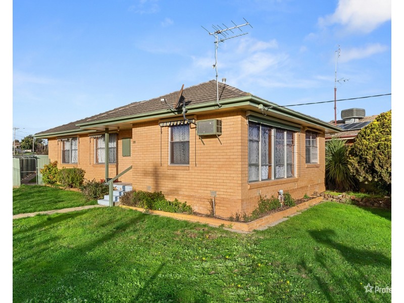 28  Gearing Street, Maryborough VIC 3465