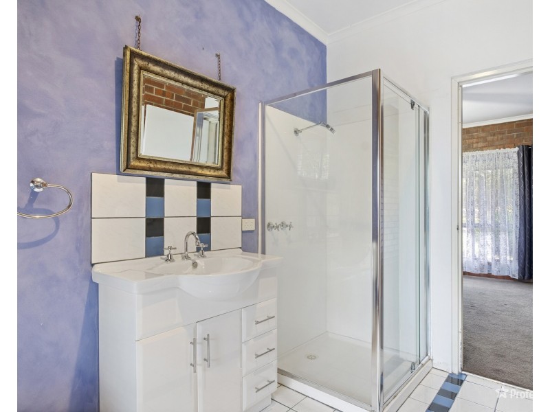 11 Hunter Street, Carisbrook VIC 3464