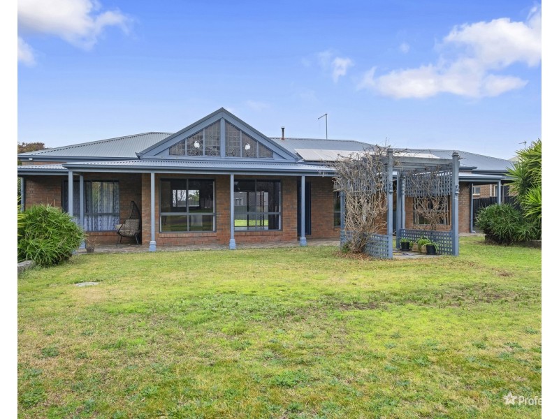 11 Hunter Street, Carisbrook VIC 3464
