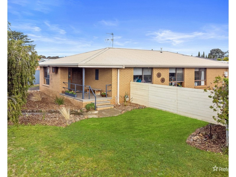 9 Barry Street, Maryborough VIC 3465