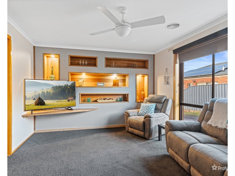 9 Barry Street, Maryborough VIC 3465