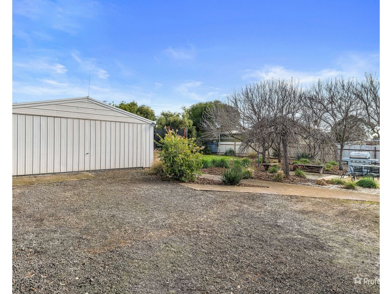 9 Barry Street, Maryborough VIC 3465