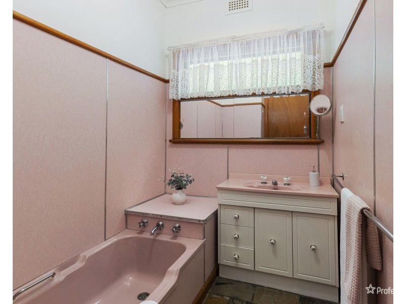 1 Marshall Street, Maryborough VIC 3465