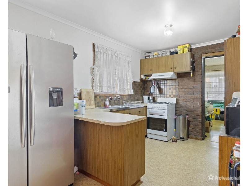 24 Pekin Road, Maryborough VIC 3465