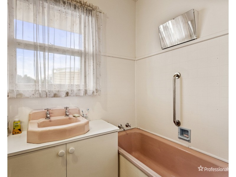 34 Newton Street, Maryborough VIC 3465