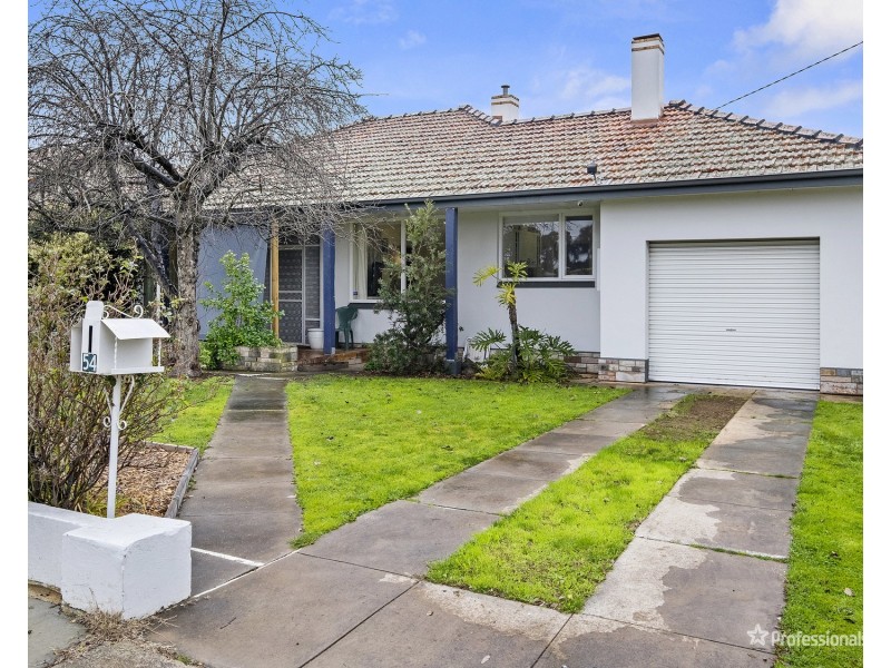 54 Holyrood Street, Maryborough VIC 3465