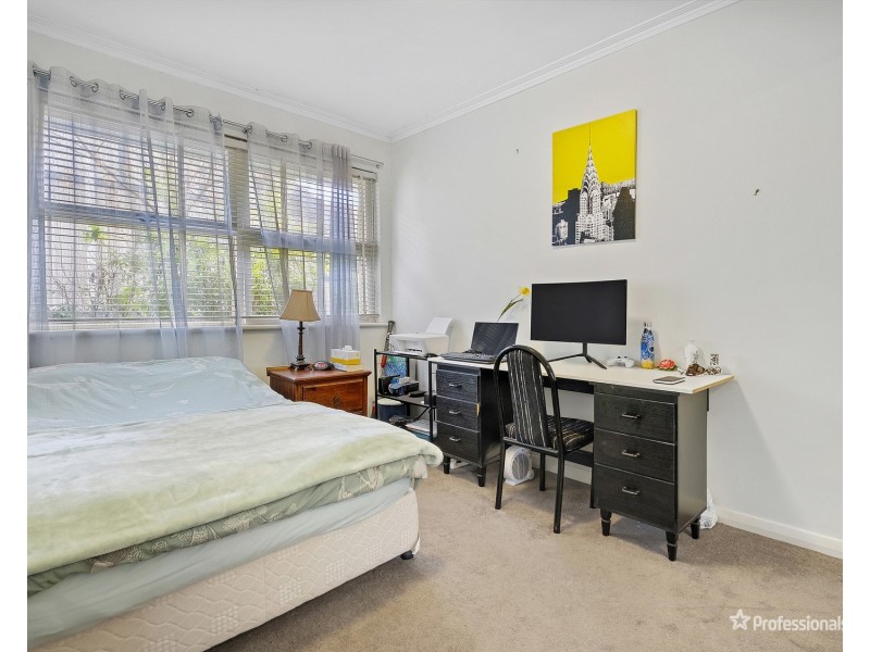 54 Holyrood Street, Maryborough VIC 3465