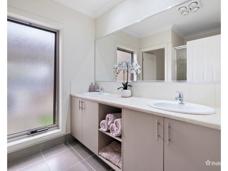 5 Inland Court, Maryborough VIC 3465