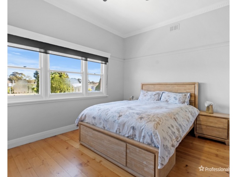 61 Majorca Road, Maryborough VIC 3465