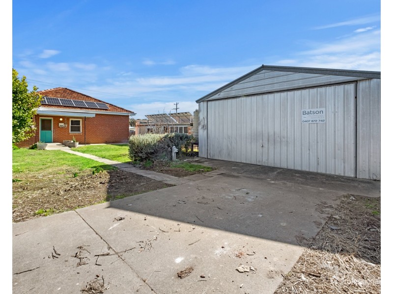 61 Majorca Road, Maryborough VIC 3465