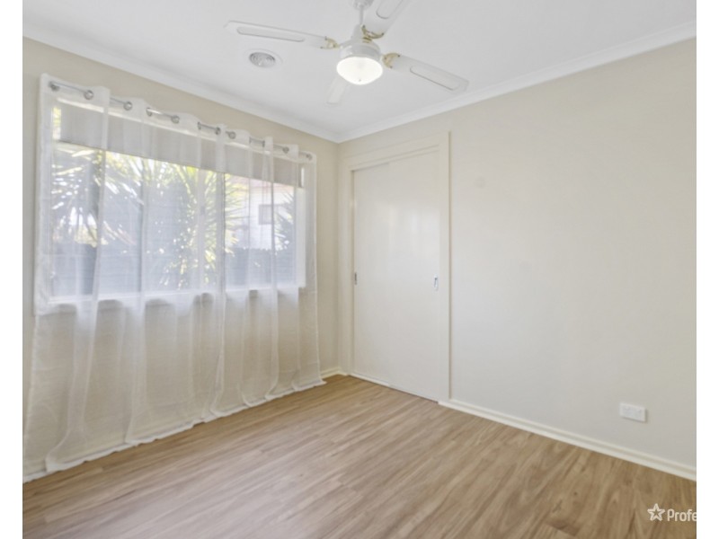 11 Gillies Street, Maryborough VIC 3465