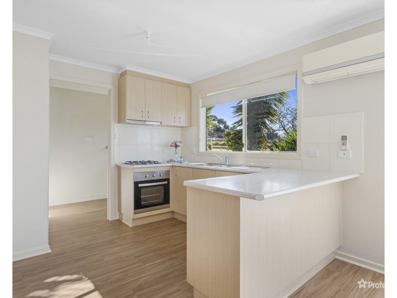 11 Gillies Street, Maryborough VIC 3465