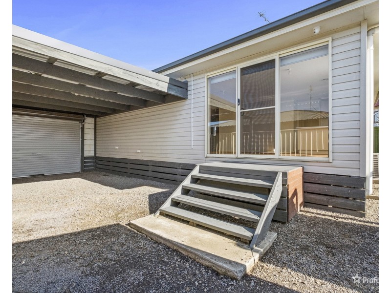 11 Gillies Street, Maryborough VIC 3465