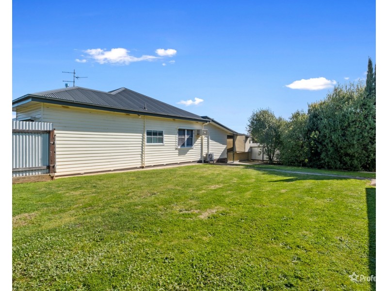 13 Taylor Street, Maryborough VIC 3465