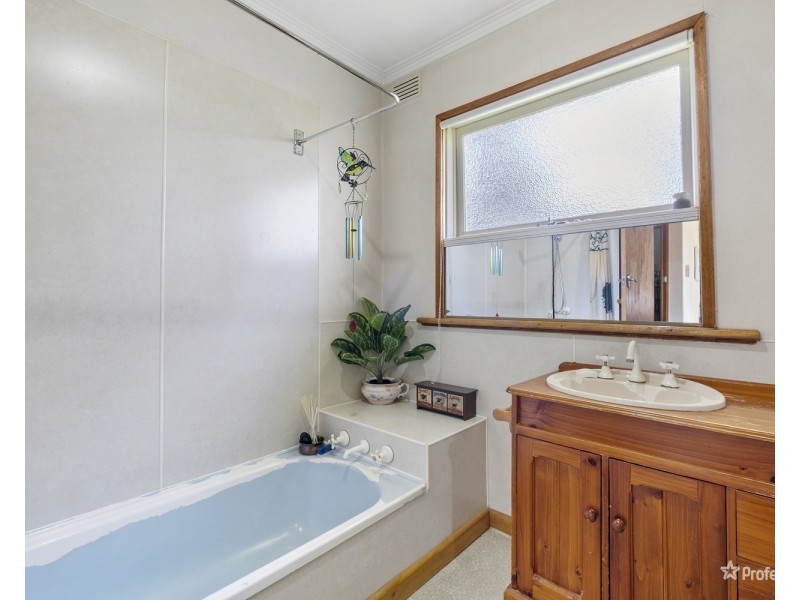 48 Tullaroop Track, Maryborough VIC 3465