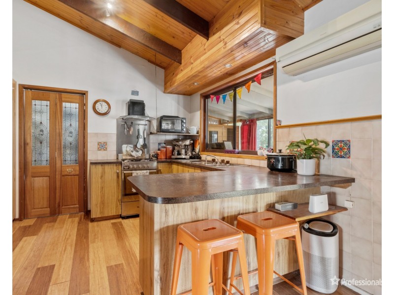 8 Rutherford Street, Avoca VIC 3467