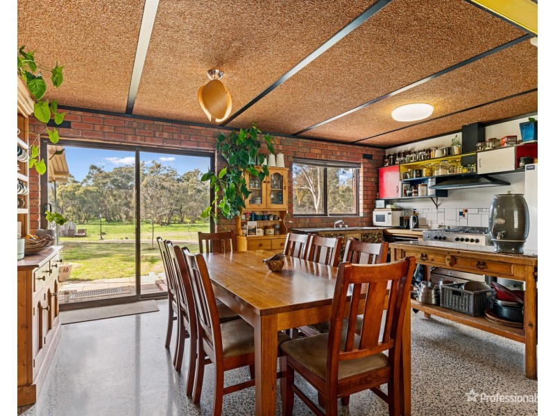 195 Mosquito Road, Maryborough VIC 3465